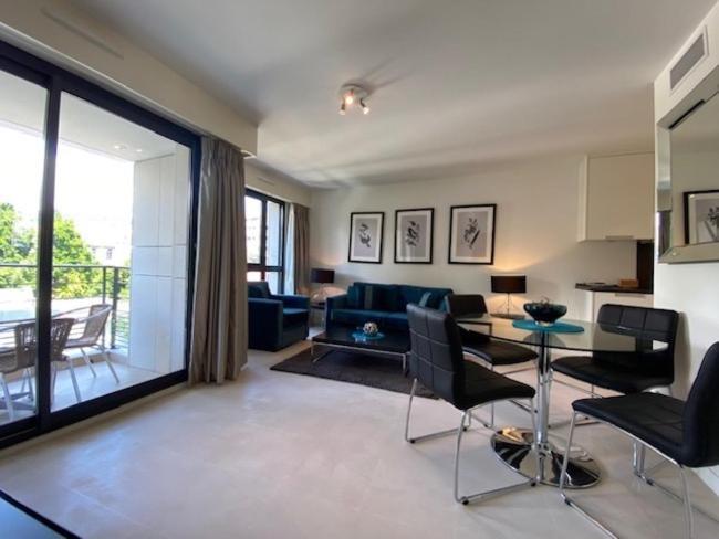 Residence Carlton Riviera Cannes Bagian luar foto
