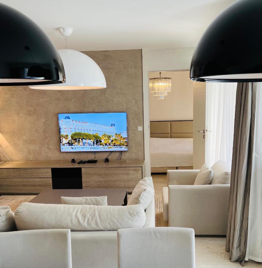Residence Carlton Riviera Cannes Bagian luar foto