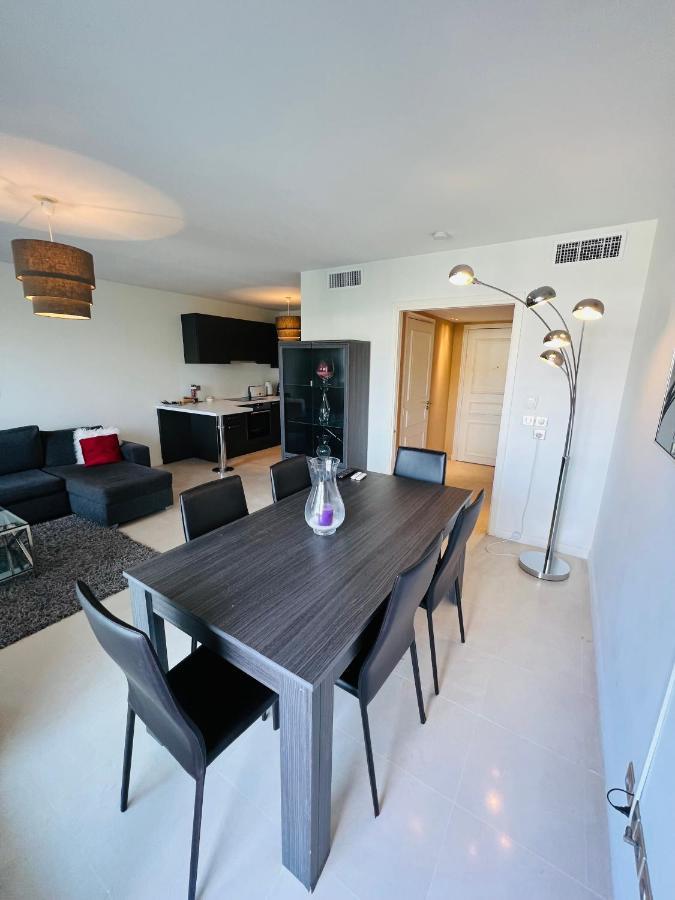 Residence Carlton Riviera Cannes Bagian luar foto